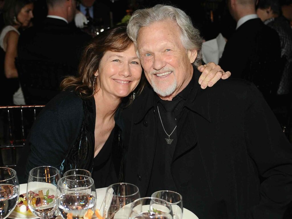 Kris Kristofferson Ehepartnerin: Lisa Meyers und seine Ehen